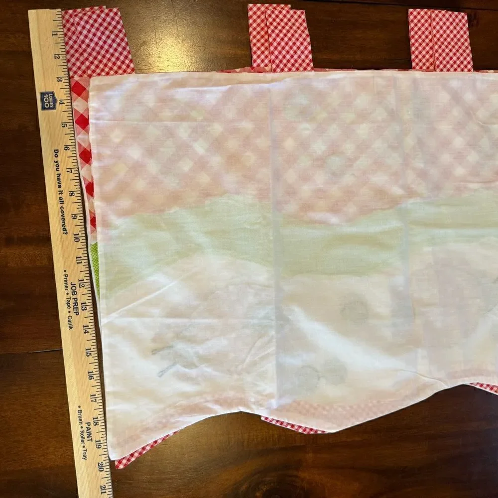 Britannica Home Fashions Tabbed Lady Bug 59” Valance NWOT